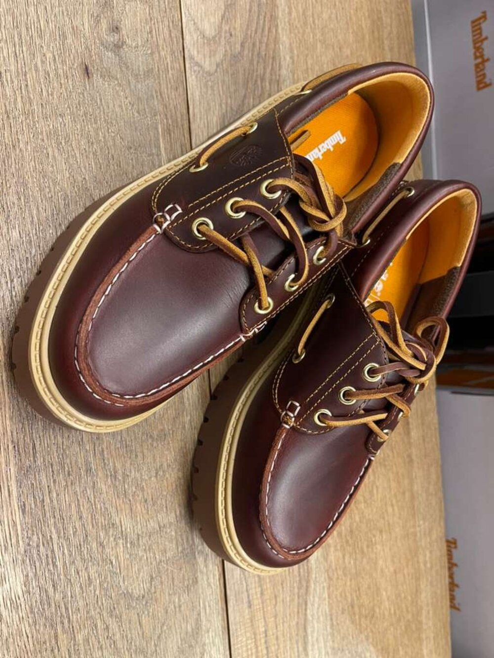 TIMBERLAND WOMEN'S STONE STREET BOAT SHOE ROOTBEER A2QDM-D57 ALL SIZES